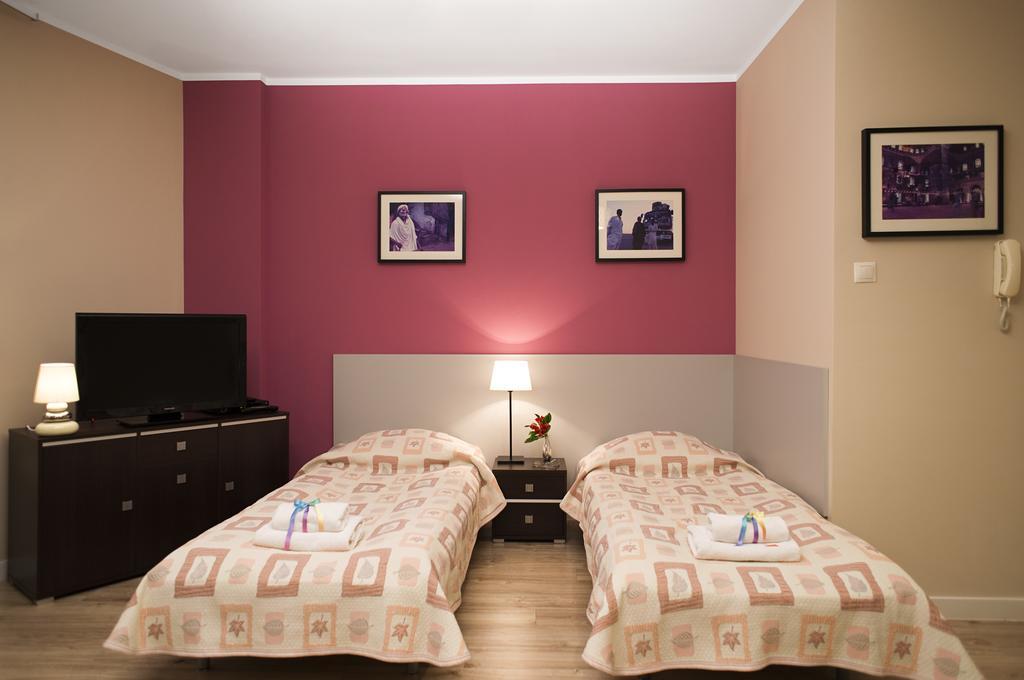 Apartamenty Tww Ochota Varşovia Cameră foto