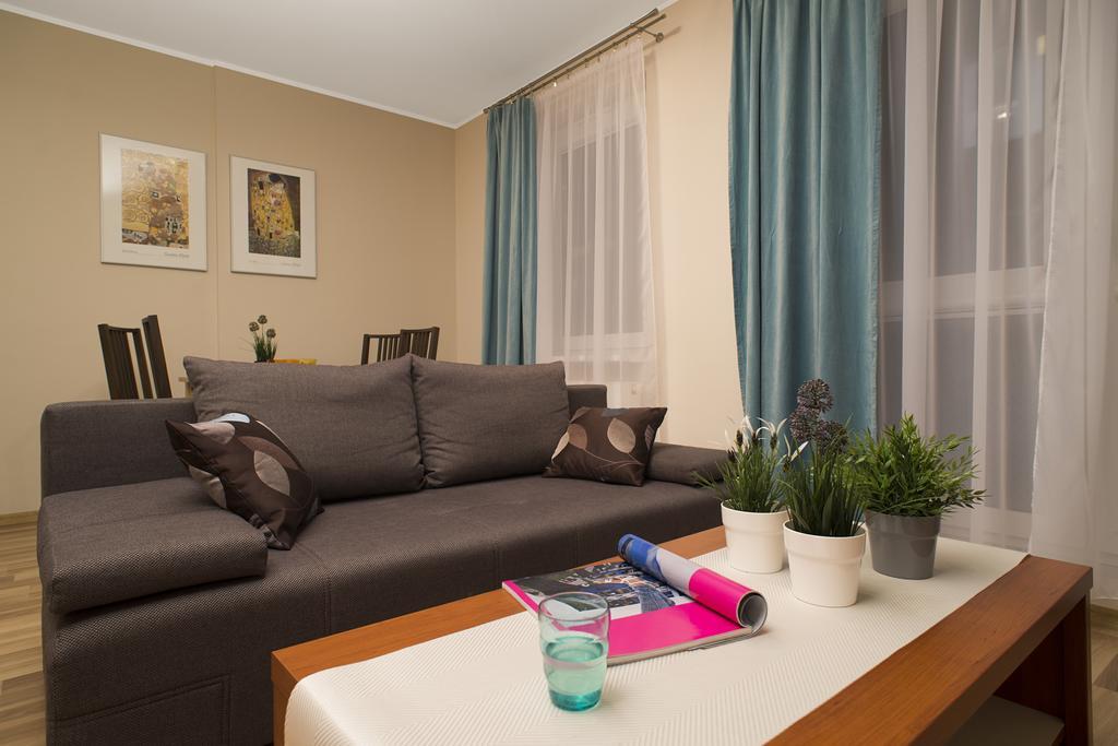 Apartamenty Tww Ochota Varşovia Cameră foto
