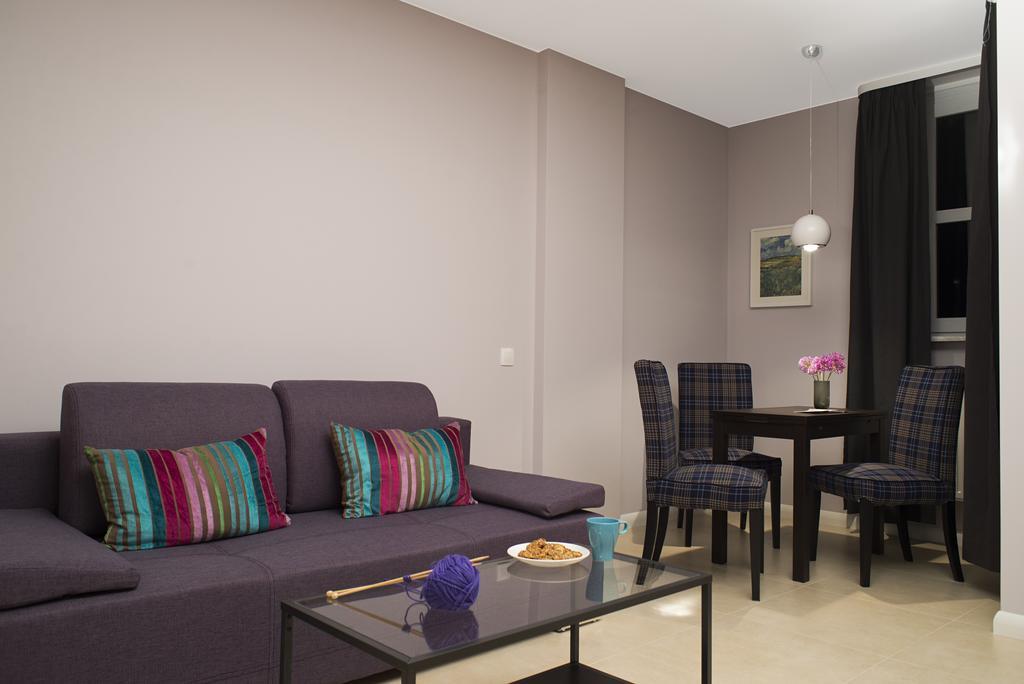 Apartamenty Tww Ochota Varşovia Cameră foto