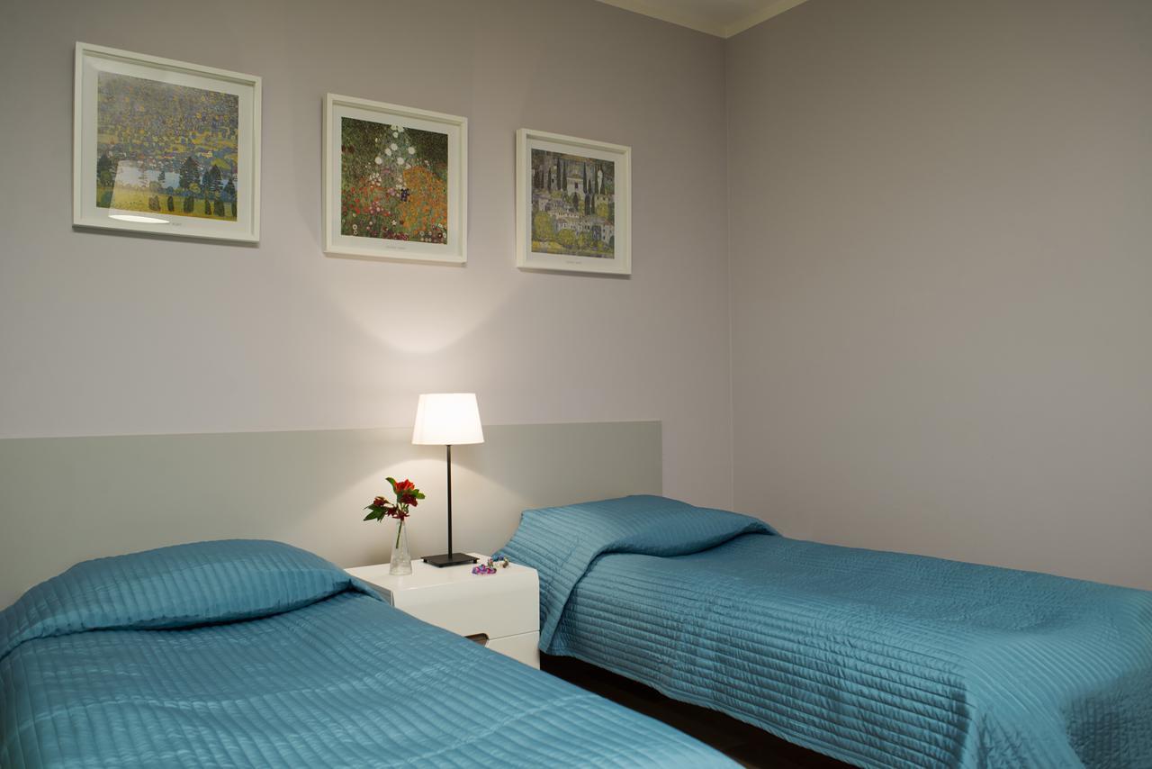Apartamenty Tww Ochota Varşovia Exterior foto