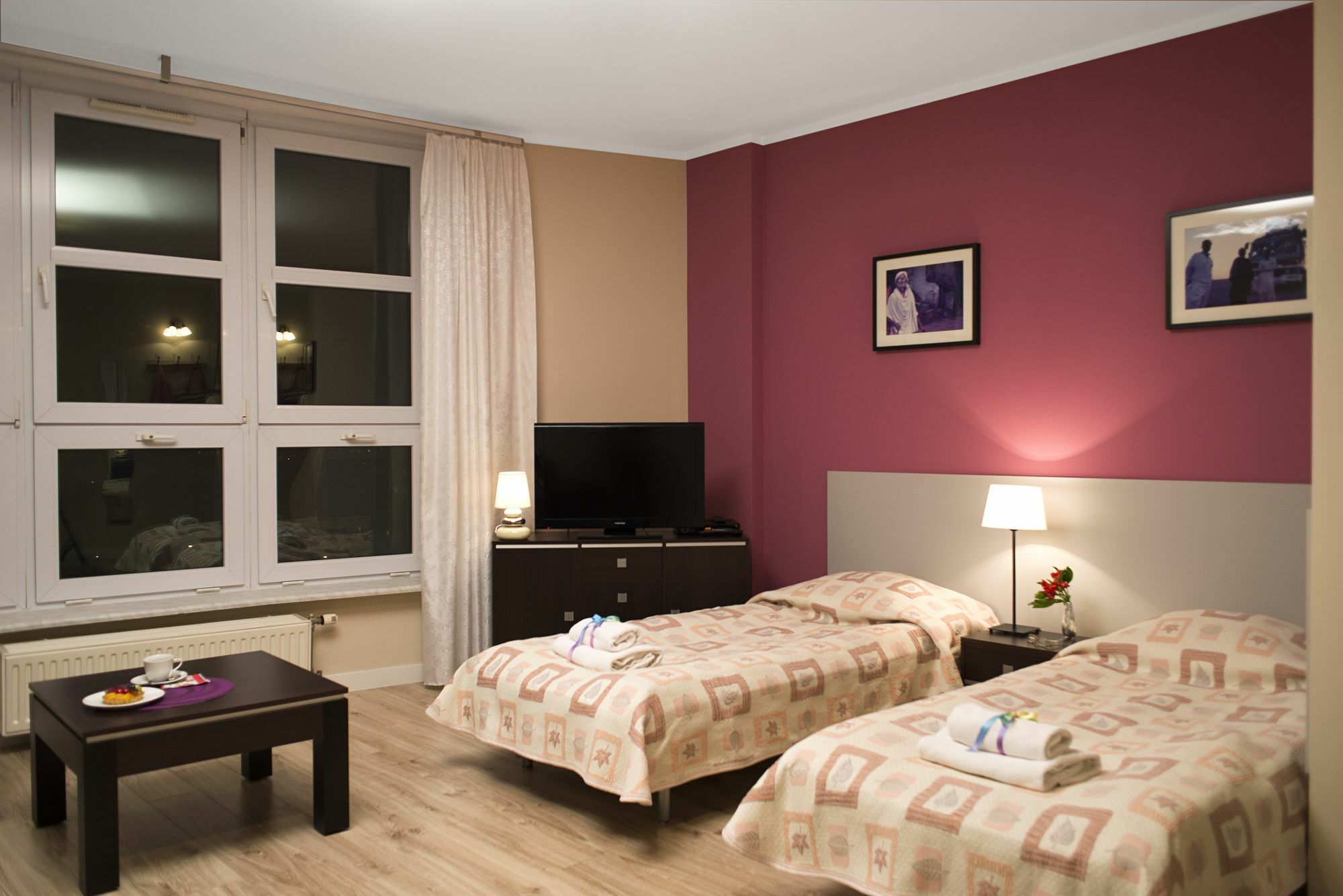 Apartamenty Tww Ochota Varşovia Exterior foto
